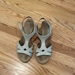 Tan sandals size 9 women’s